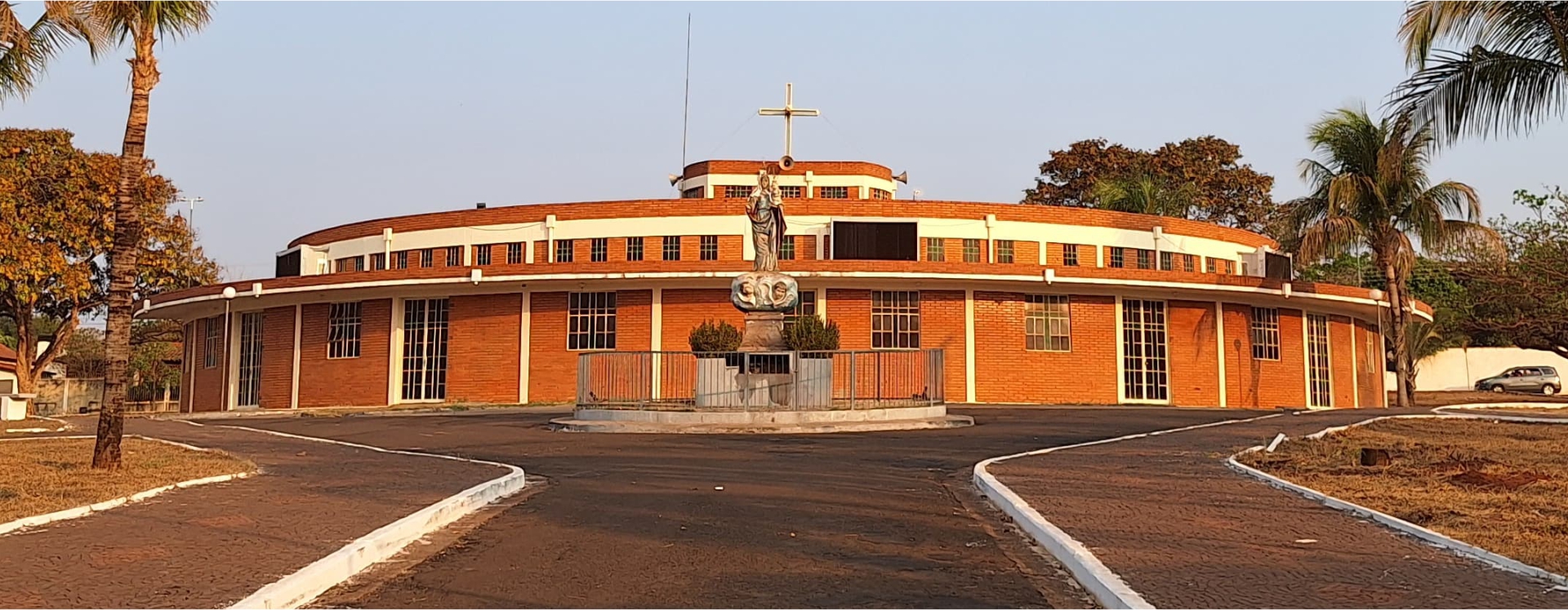 PARÓQUIA NOSSA SENHORA DAS VITÓRIAS.jpg