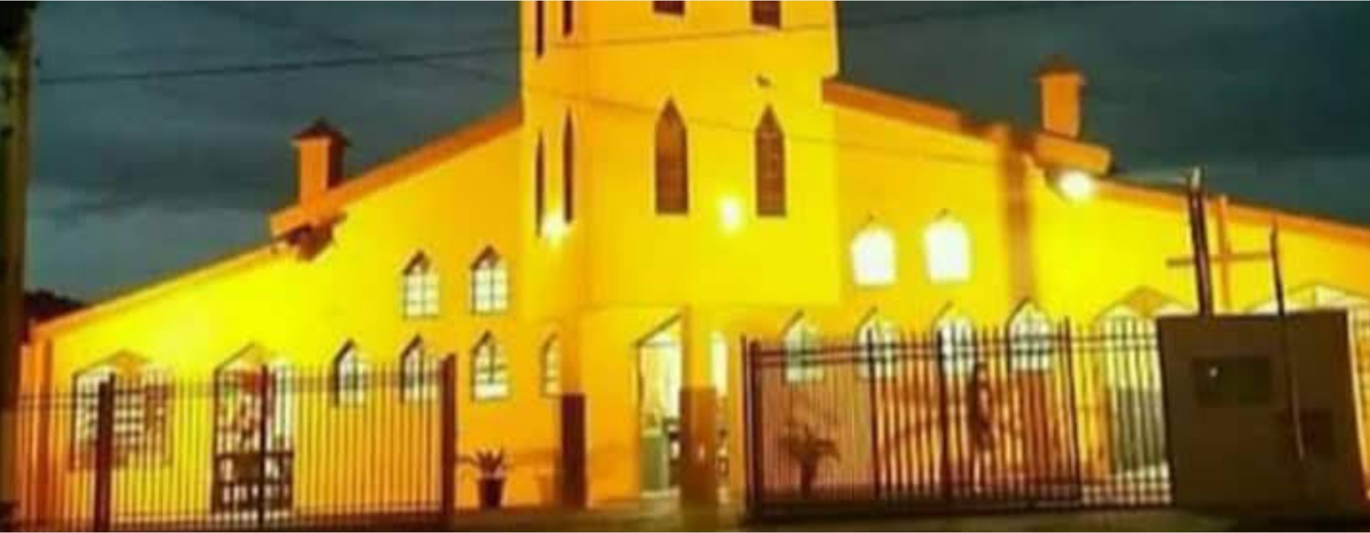 PARÓQUIA SÃO CRISTOVÃO.jpg