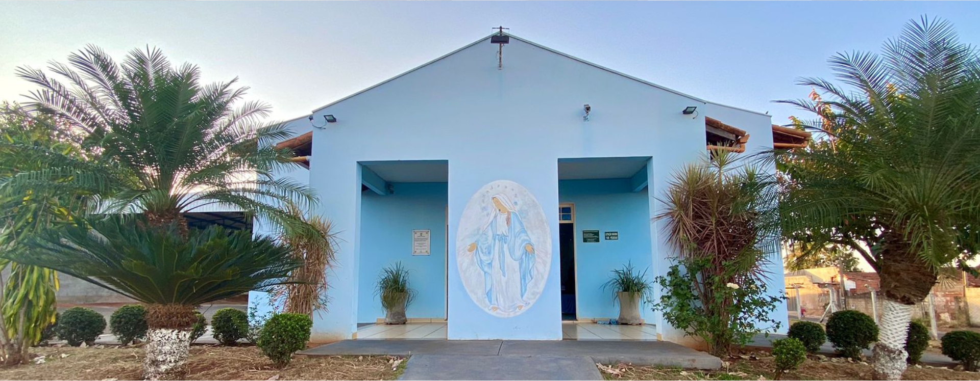 PARÓQUIA NOSSA SENHORA DAS GRAÇAS.jpg